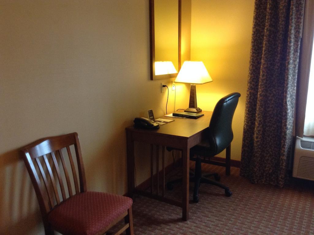 Canal Park Lodge Дълут Екстериор снимка