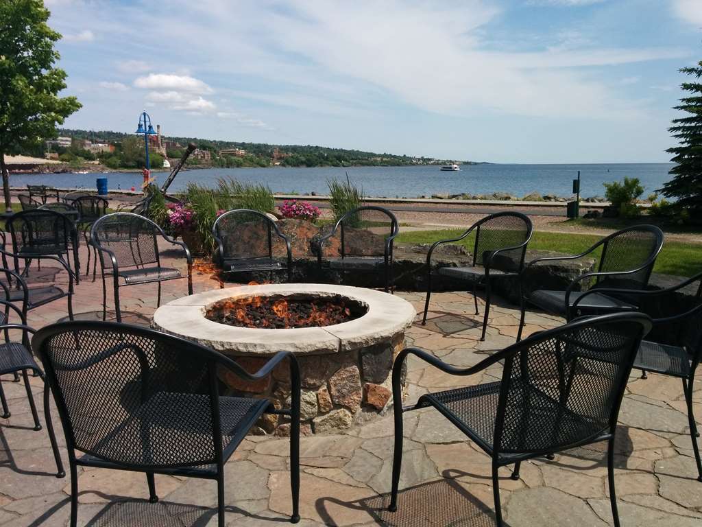 Canal Park Lodge Дълут Ресторант снимка